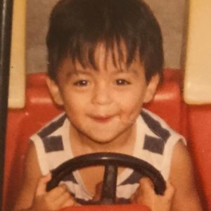 Meet your Posher, Emmanuel